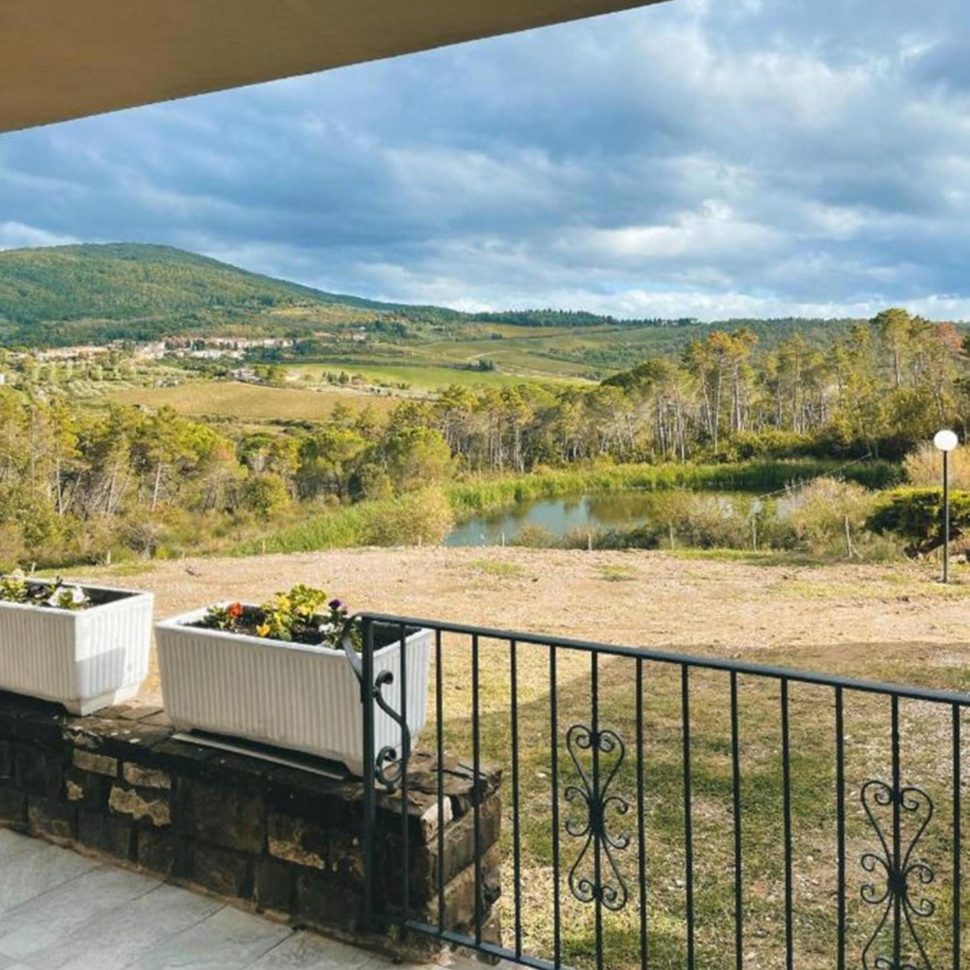 Casa Di Palaia Hotell Strada in Chianti Exteriör bild